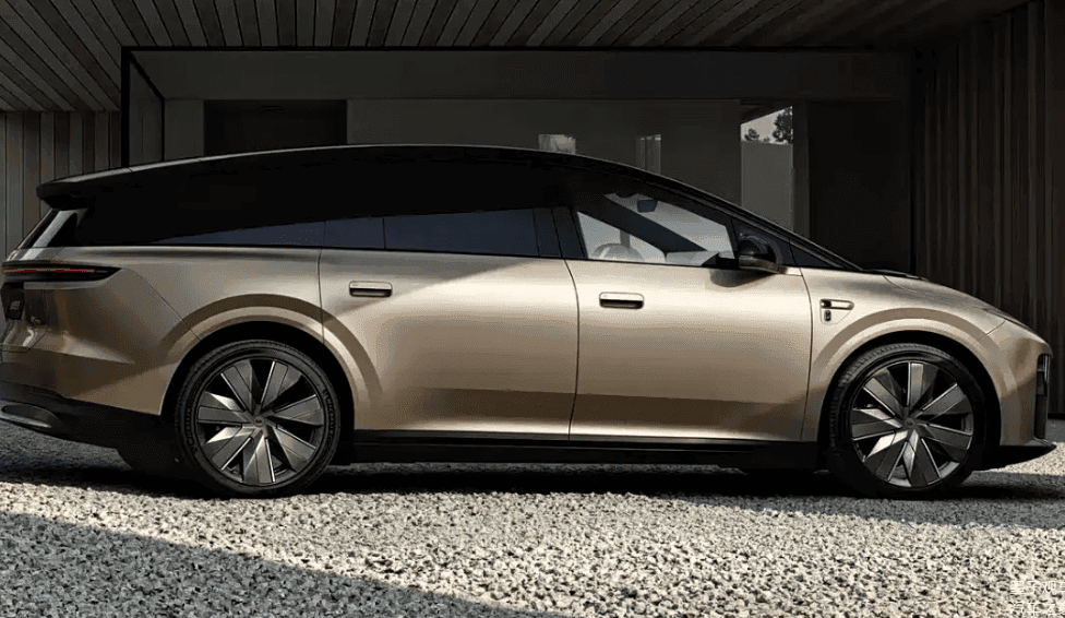Li Auto анонсировала Li i9